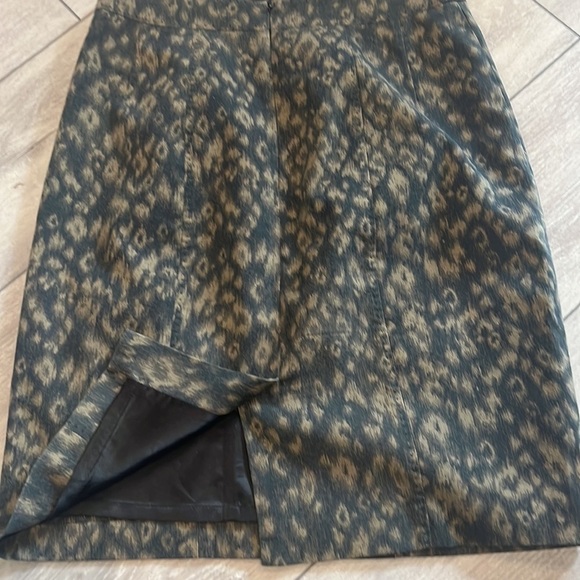 TAHARI animal print lined pencil skirt small - Picture 5 of 10